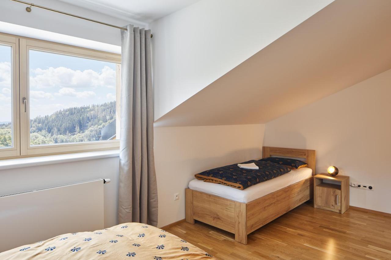 切尔尼杜尔Lucni Apartman Rozmarina公寓 外观 照片